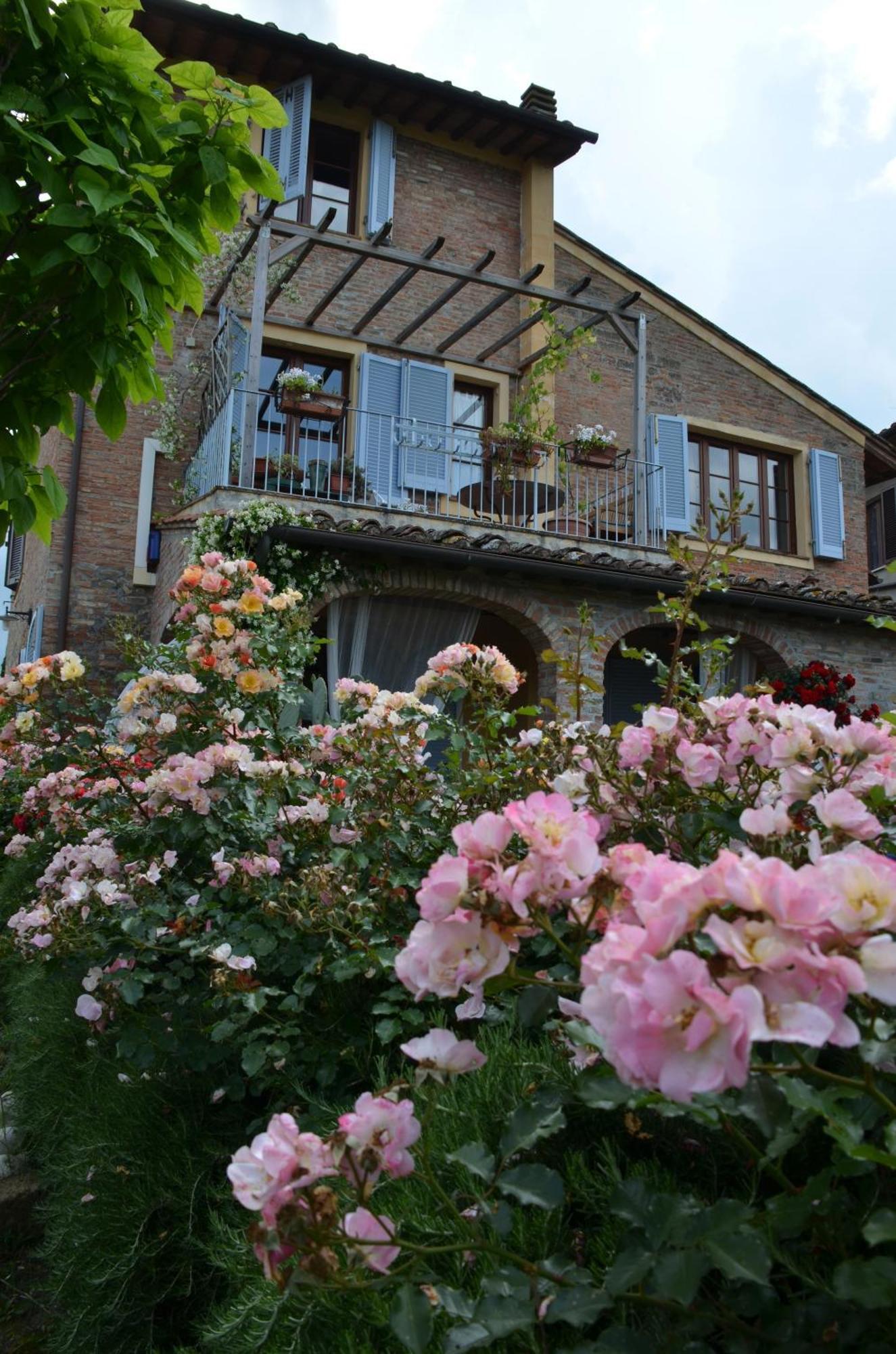 Casa Magnolia Apartment Terricciola Exterior photo